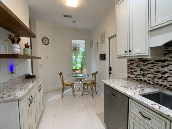 Photo - 10465 Mateo Ct House