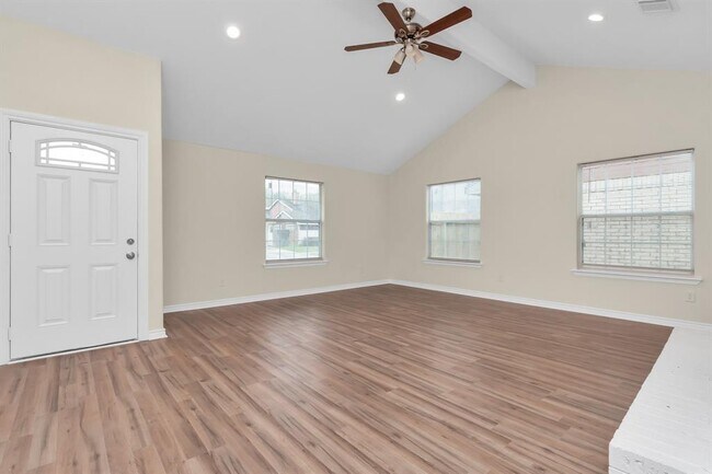 Foto del edificio - 1422 Hunters Park Dr