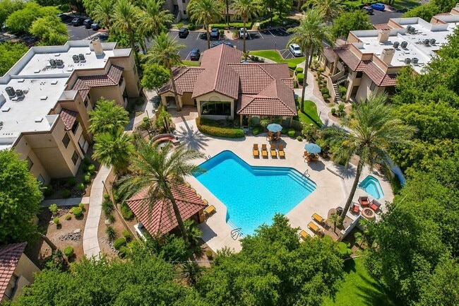 Building Photo - Scottsdale Highlands Apartments