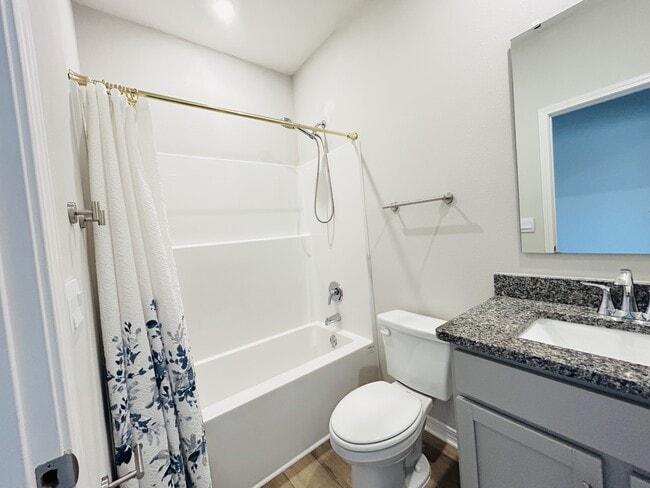 Foto del edificio - 6230 Forest Pines Dr