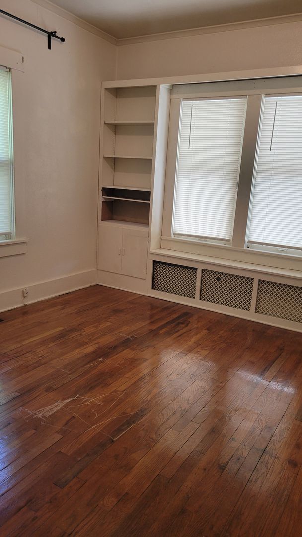 Foto del edificio - PRE-LEASING!! AVAILABLE JUNE 10TH! 3 Bedroom/1 Bathroom House