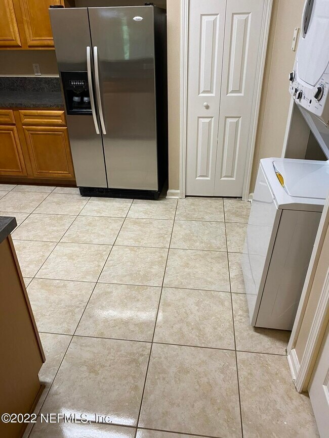 Foto del edificio - 8235 Lobster Bay Ct