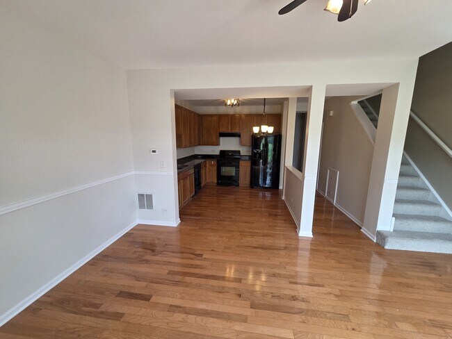 Foto del edificio - 2206 Flagstone Ln
