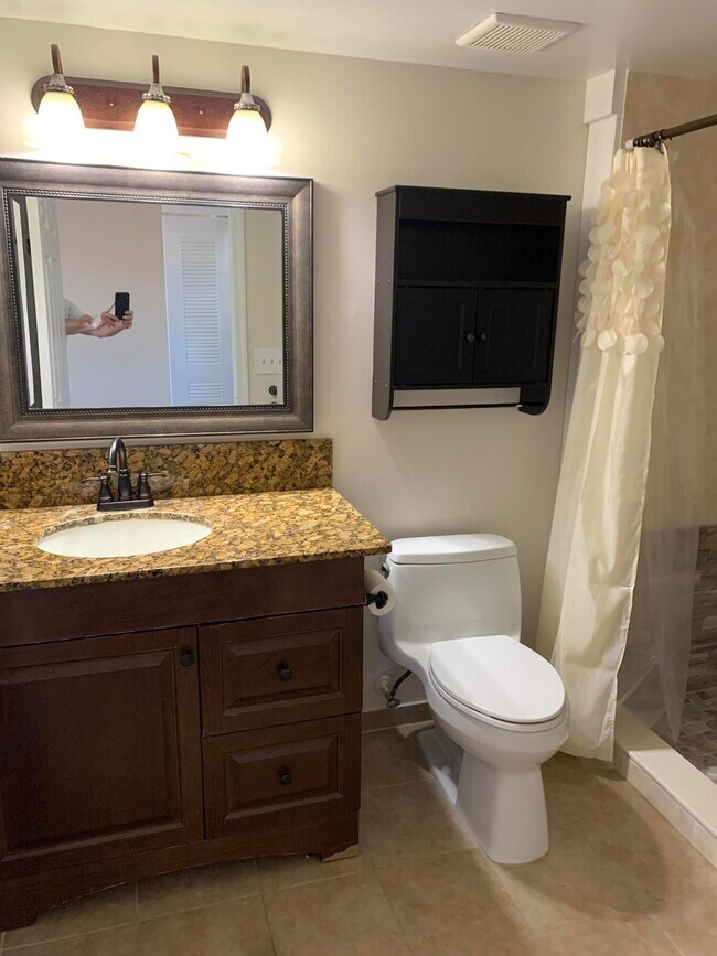 Foto del edificio - 3621 NW Adriatic Ln