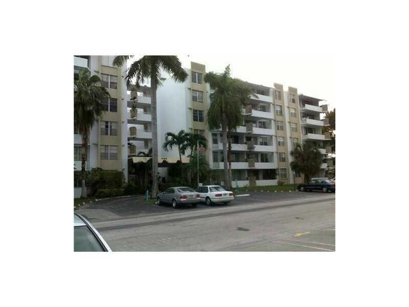 1080 94th St, Bay Harbor Islands, FL 33154 Condo for Rent in Bay