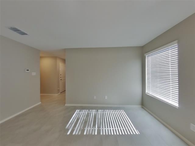 Foto del edificio - 1616 Clairborne Ct