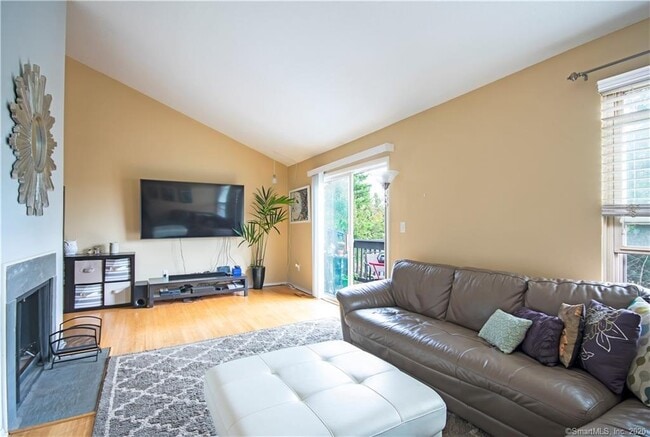 Building Photo - 31 Pheasant Run