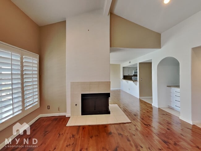 Building Photo - 318 Playa Blanca