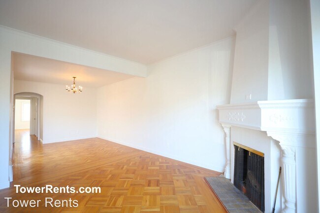 Building Photo - 3 br, 1 bath House - 1508 Cayuga Ave