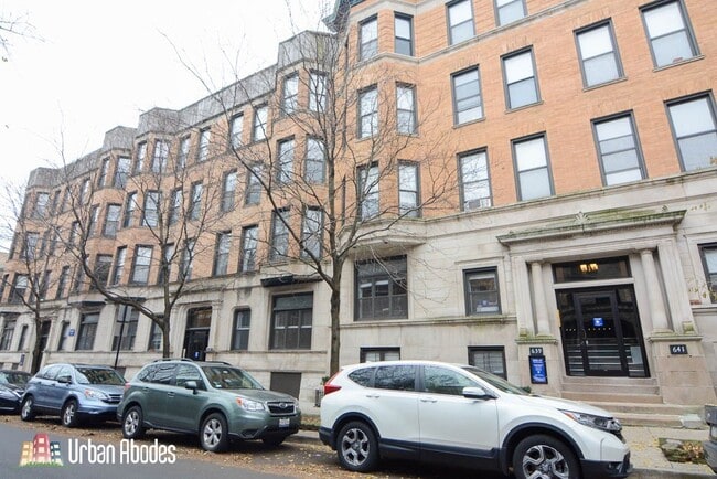 Building Photo - 636 W Oak St