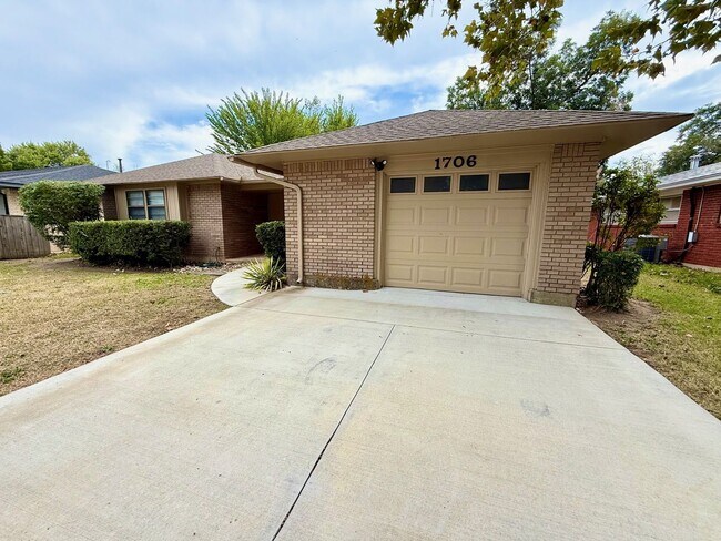 Foto del edificio - Cute & Close to Golf Course