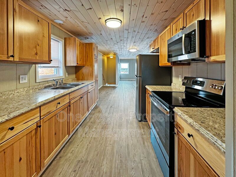 Foto principal - 27 S Highland St