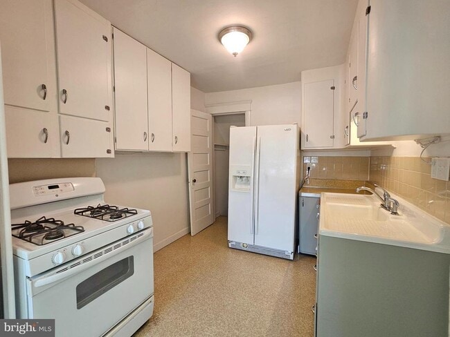 Building Photo - 507 N 25th St
