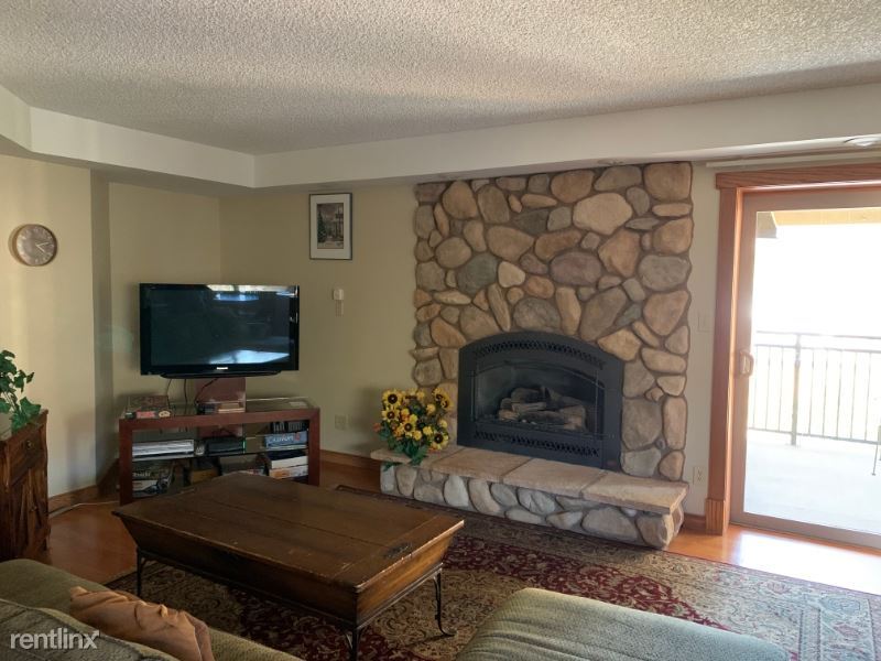 Primary Photo - 745 Columbine Rd