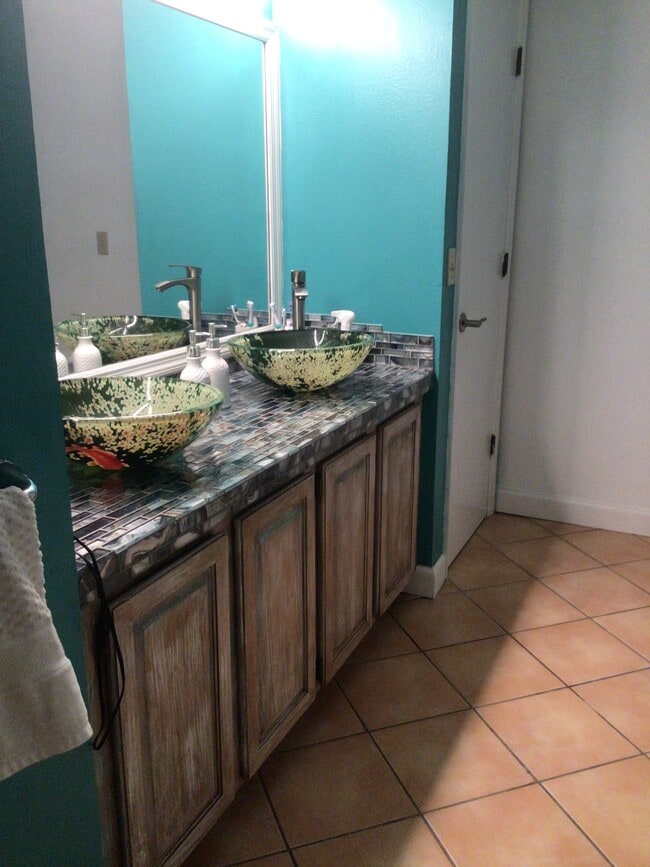 Photo - 71 S Central Ave House