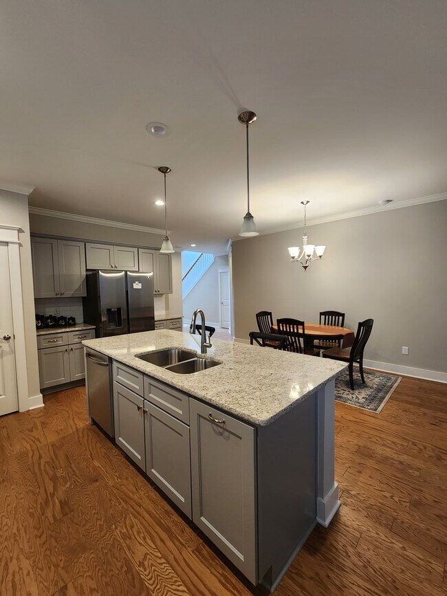 Foto del edificio - Black Mountain-Sweet Birch Commons***