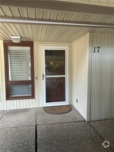 Building Photo - 17 Mellor Ln