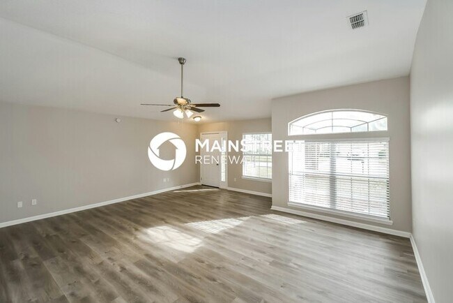 Foto del edificio - 4 Bedroom Pet-Friendly Home in jacksonvill...