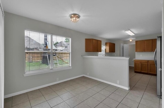 Building Photo - 635 Cypresswood Trce