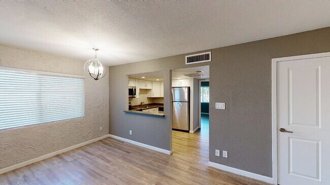 Building Photo - Discover the Comfort of Modern Living!