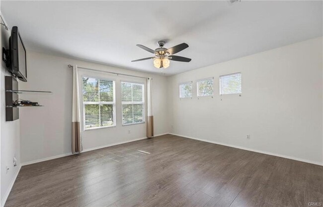 Foto del edificio - 26934 Colonial Ln