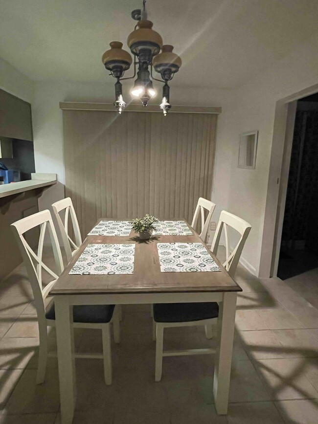 Foto del edificio - 9 Fairwoods Ct