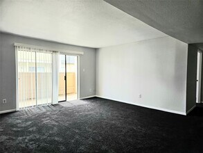 Building Photo - 8421 Hearth Dr