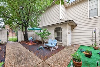 Building Photo - 14030 Cashel Forest Dr