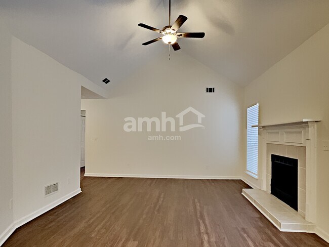 Building Photo - 755 Allens Landing Drive