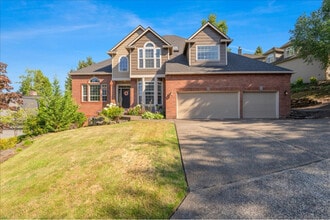 Building Photo - 2340 Oakhurst Ln