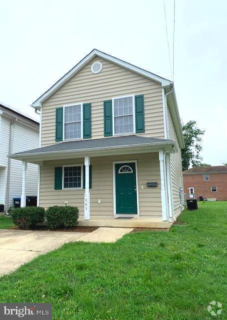 Building Photo - 1005 Myrick St