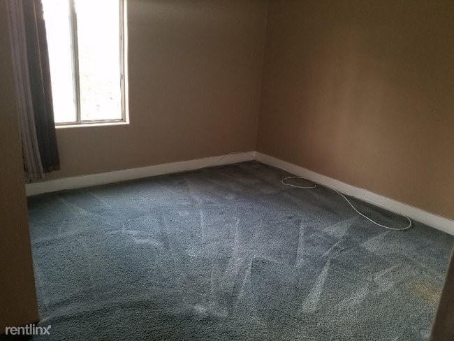 Building Photo - 2 br, 1 bath House - 1226 S. La Verne Ave