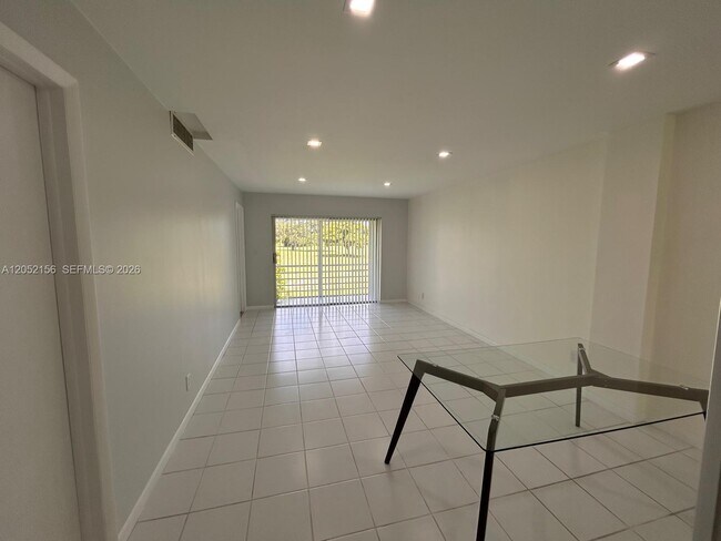 Foto del edificio - 5401 NW 2nd Ave