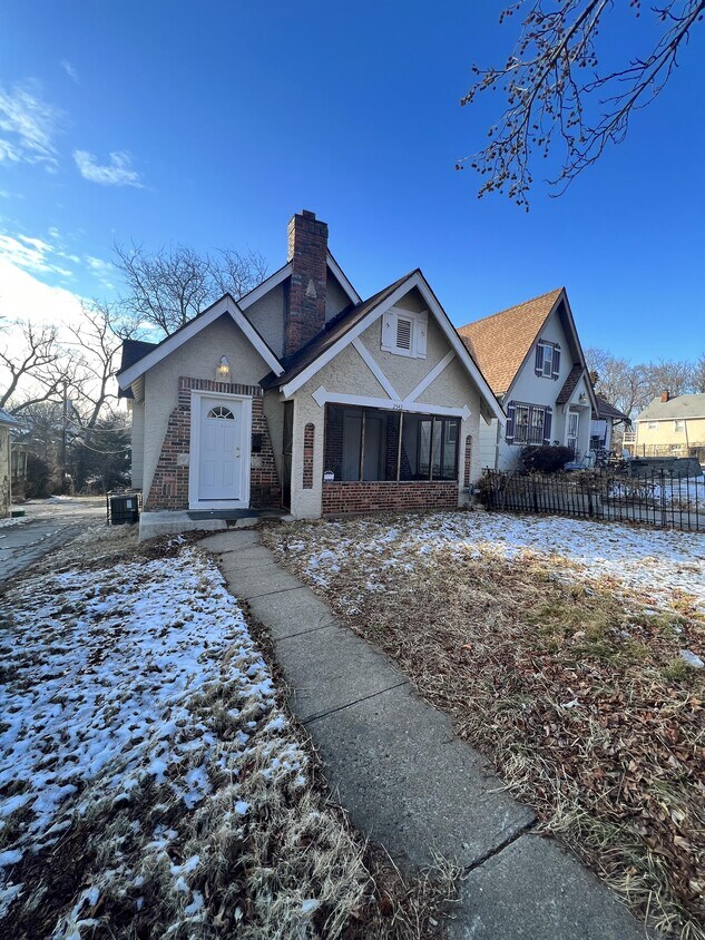 2542 Drury Ave, Kansas City, MO 64127 House Rental in Kansas City, MO