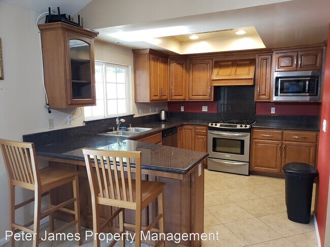 Foto del edificio - 4 br, 2 bath House - 3425 Valencia Hill Dr