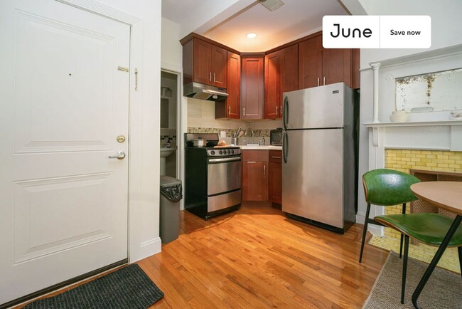 Building Photo - 145 W 136th St