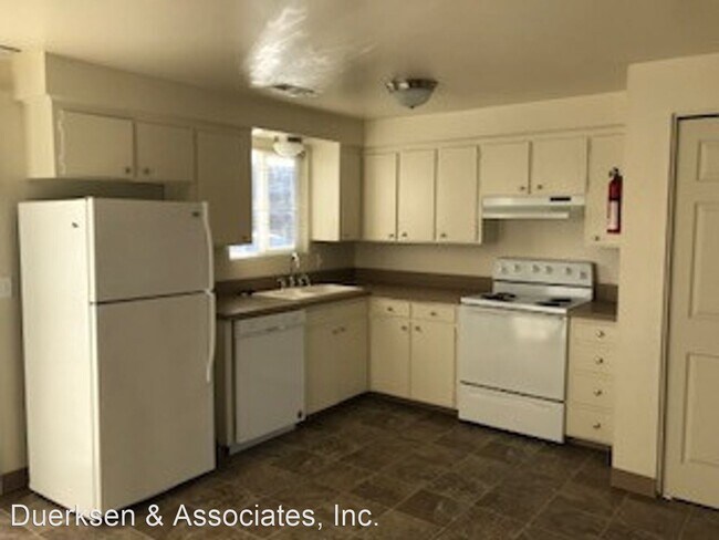 Foto del edificio - 917-945 22nd Ave SW