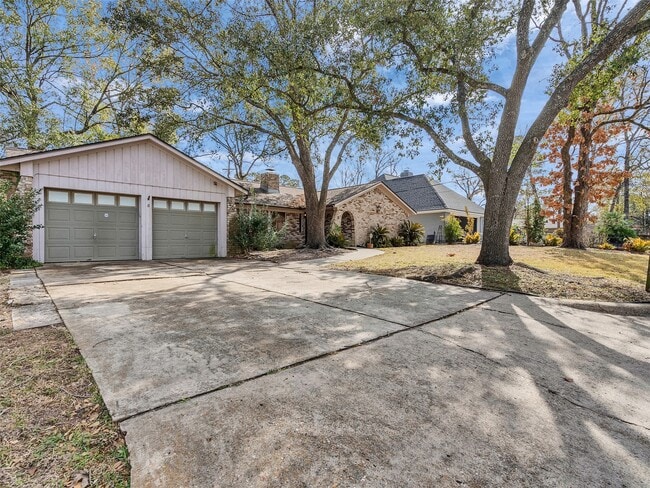 Foto del edificio - 8 Shadowood St