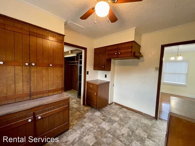 Building Photo - 4 br, 2 bath House - 759 Amarillo St
