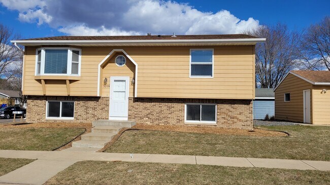 Foto del edificio - 5018 22nd Ave NW