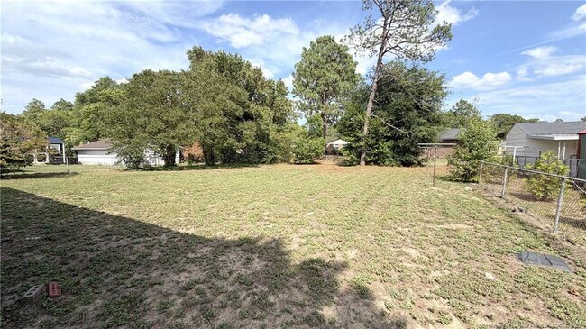 Building Photo - 3257 Vardaman Ave
