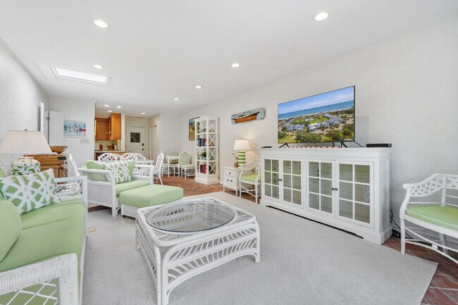 Foto del edificio - 269 Debordieu Blvd