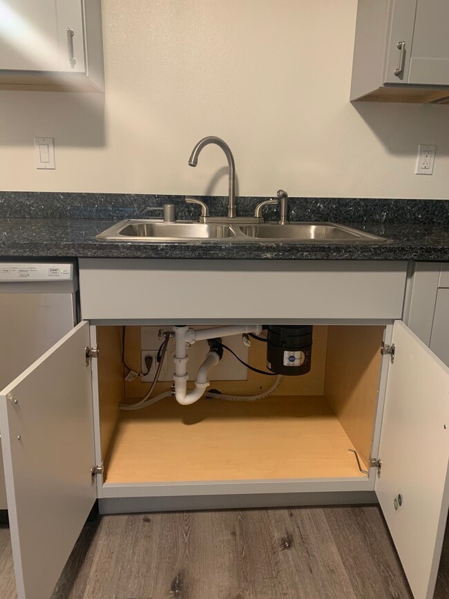 Foto del edificio - 1356 53rd Ave