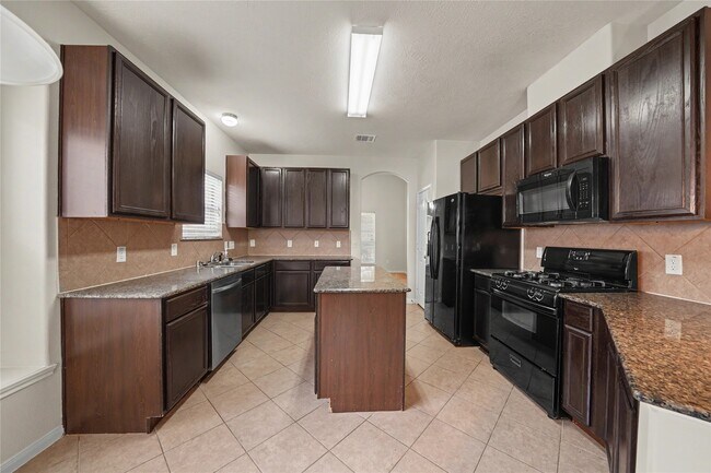 Building Photo - 10035 Arcadian Spgs Ln