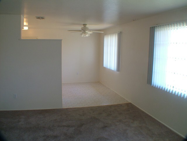 Foto del edificio - 6101 N 12th Pl