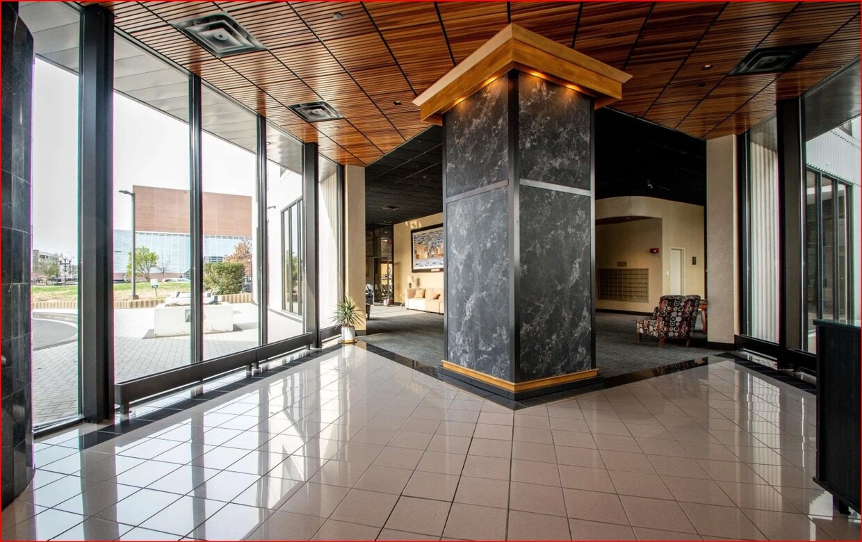 Foto principal - 125 SW Jefferson Ave