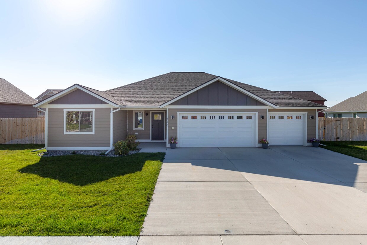 Foto principal - 1705 Ingomar Blvd