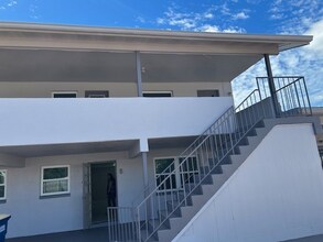 Building Photo - 511 S Hercules Ave