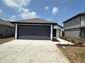 Building Photo - 1157 Northfield Dr