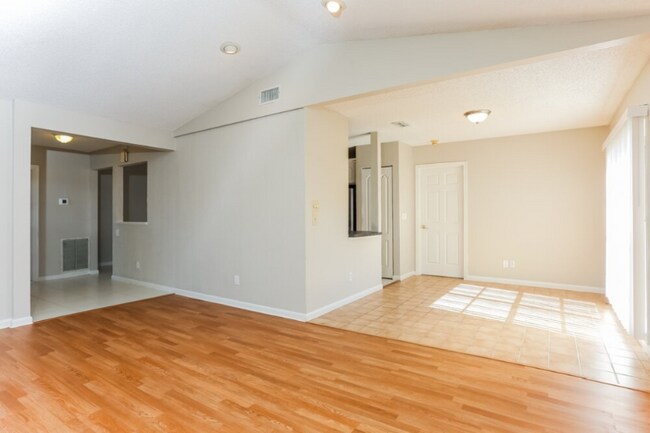 Building Photo - 3731 NW 114th Ave